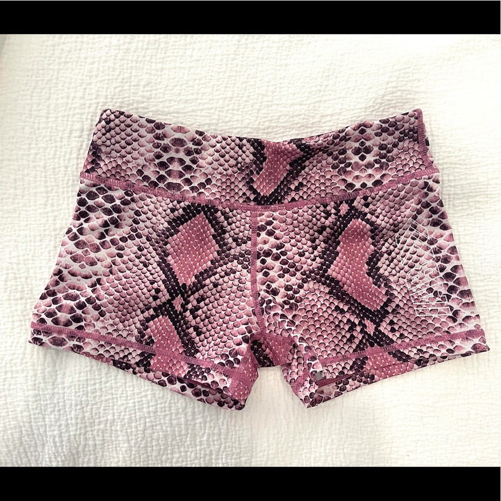 IAB shorts